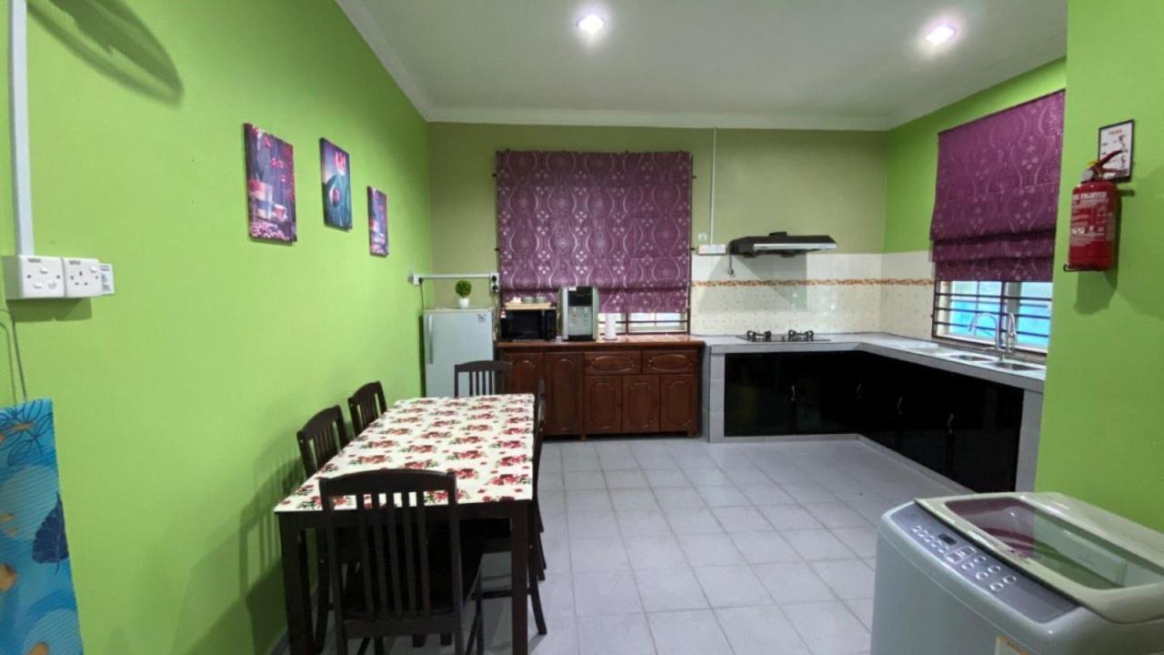 Seri Idaman Guest House Pasir Mas Zewnętrze zdjęcie